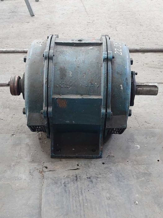 генератор  ЕСС5-91-4 23 бывший в употреблении (1105)