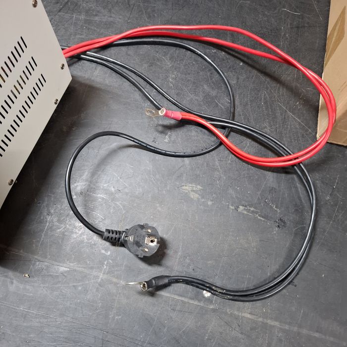 UPS чиста синусоидални 500W