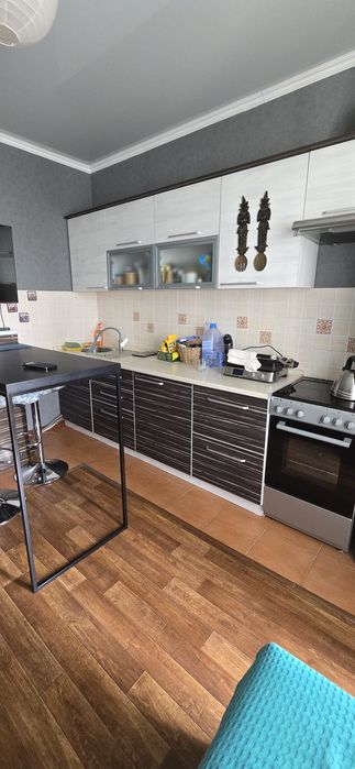 Сдам 2-х комнатную по Иманова