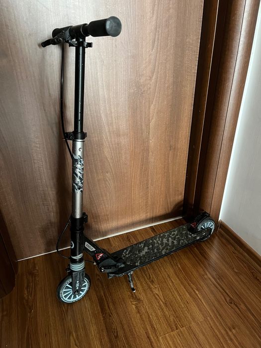 Trotineta cu frână pe ghidon și suspensie Oxelo