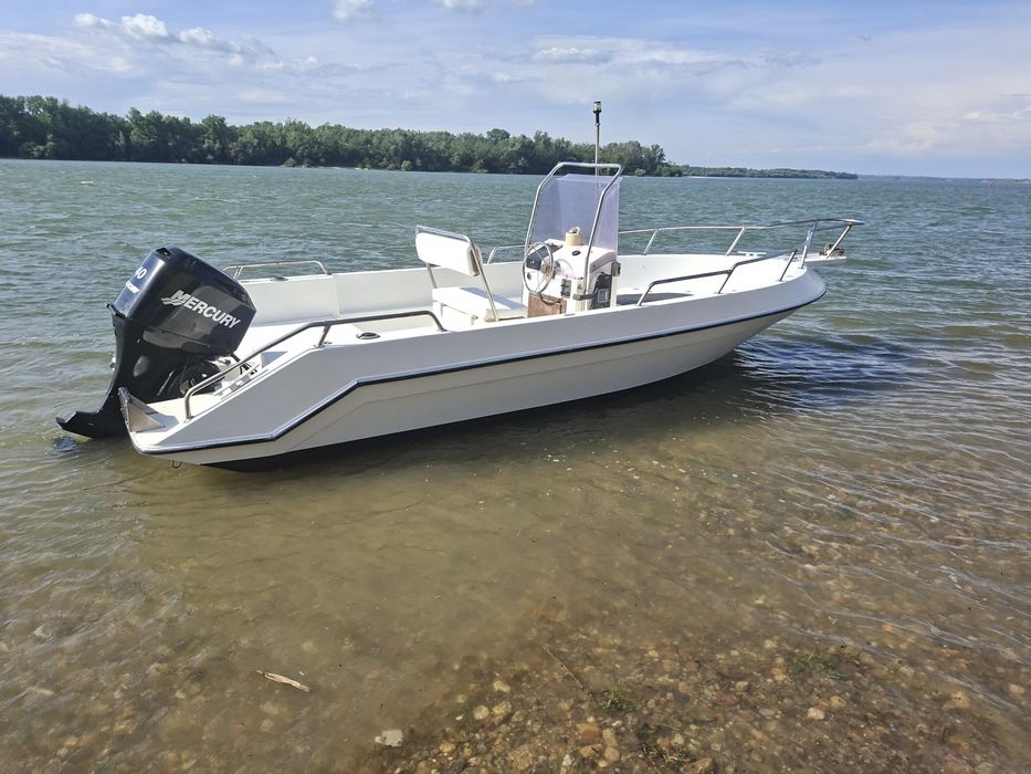 Barca Salpa GS625 Open cu motor Mercury Marine 60 cp 4 timpi EFI