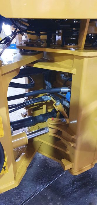 Фронтальный погрузчик LOVOL FL936H