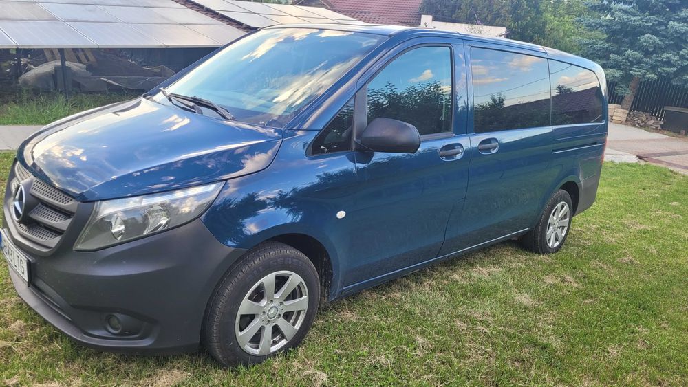 Mercedes Vito Tourer 114 cdi lung an 2014, 8 locuri, usi pe ambele parti