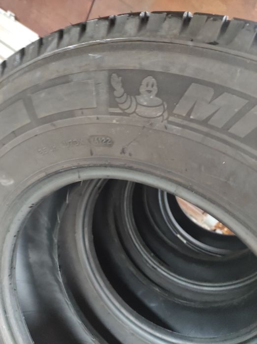 225/75/16 Michelin