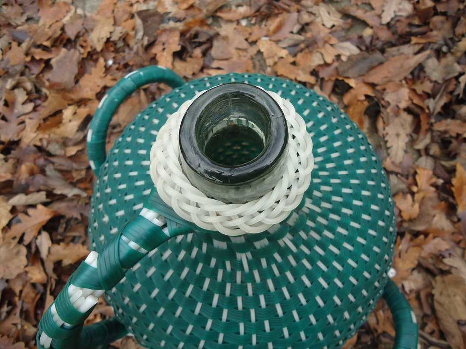 Истинските дамаджани