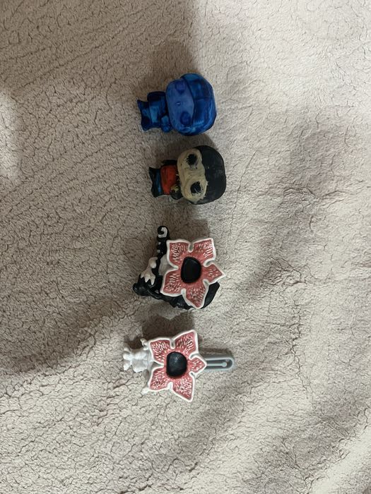 Продам 2 Уиллов и 2 демогоргонов