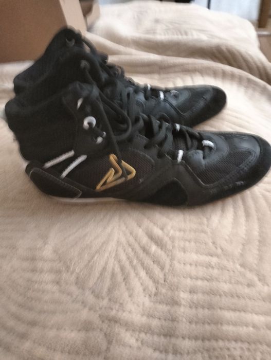 Дэмикс боксёрки.