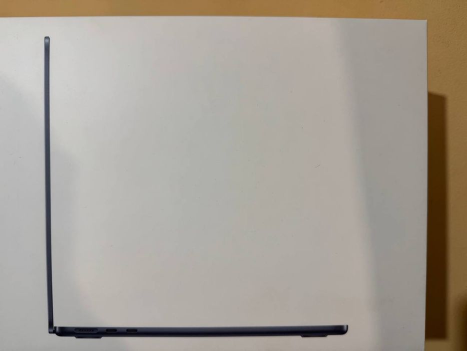 Macbook Air m2 16/256