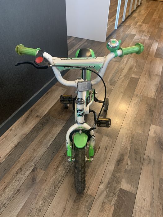 Детско колело с помощни колела - 12”