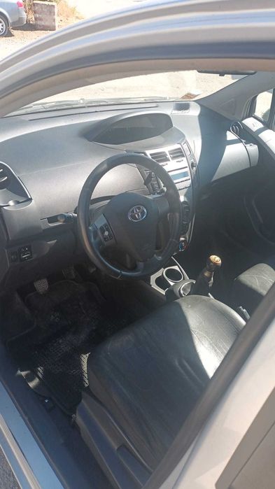 Toyota Yaris 1.0b 2009