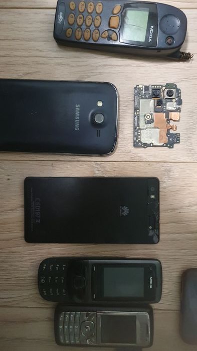 Telefoane funcționale/piese