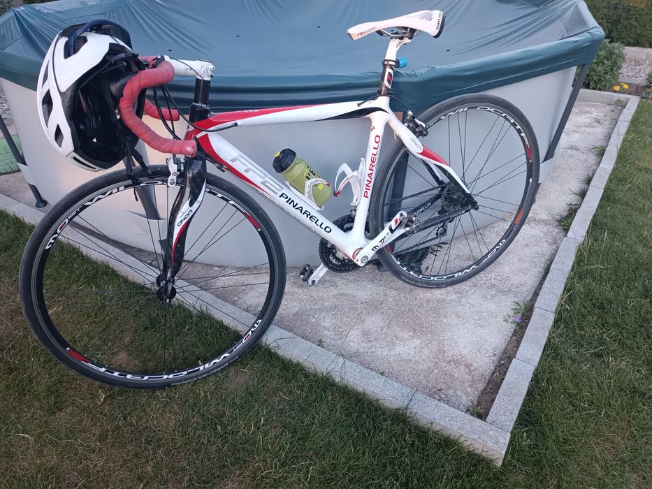 Продавам Pinarello FP2 Carbon – Campagnolo Veloce 2x10 – Mavic Cosmic