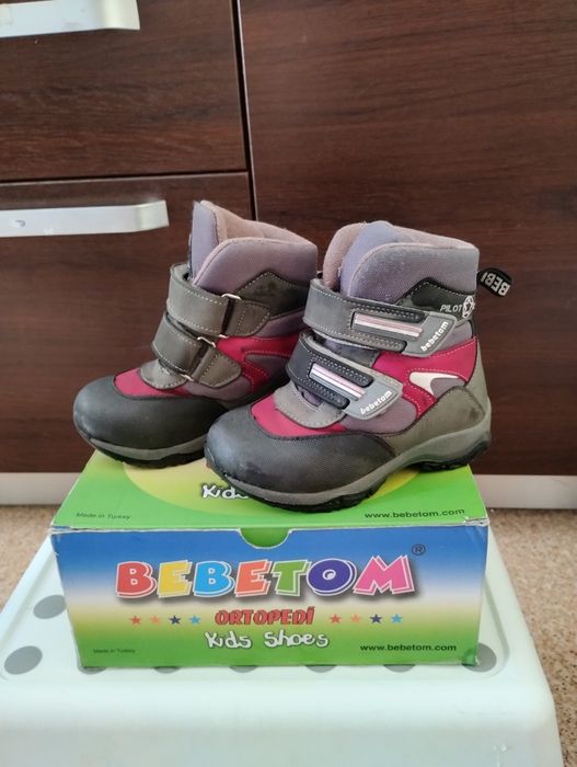 Ботинки на девочку от Турецкого производителя Bebetom