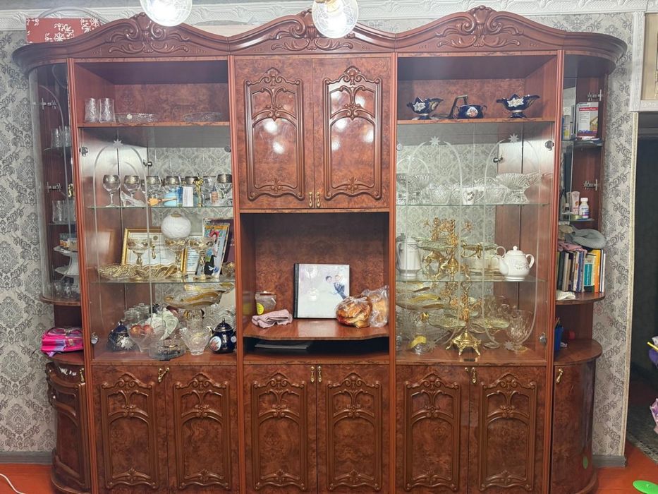 Шкаф гостевой хорошее состояние