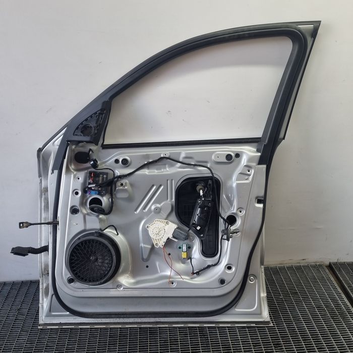 Usa Dreapta Fata AUDI Q5 2008 - 2015 SUV 4 Usi Silver (1550) Garantie