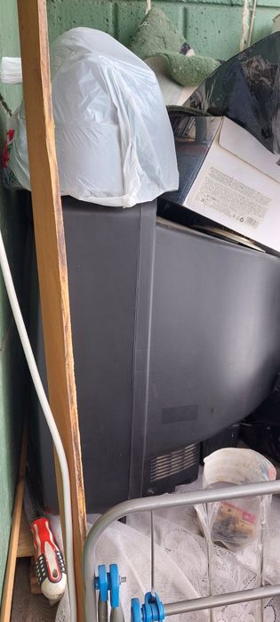 Телевизор LG  кинескопный