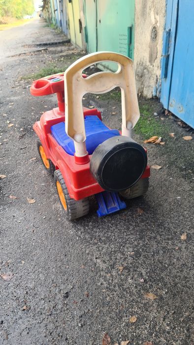 Машинка детская толокар Jeep