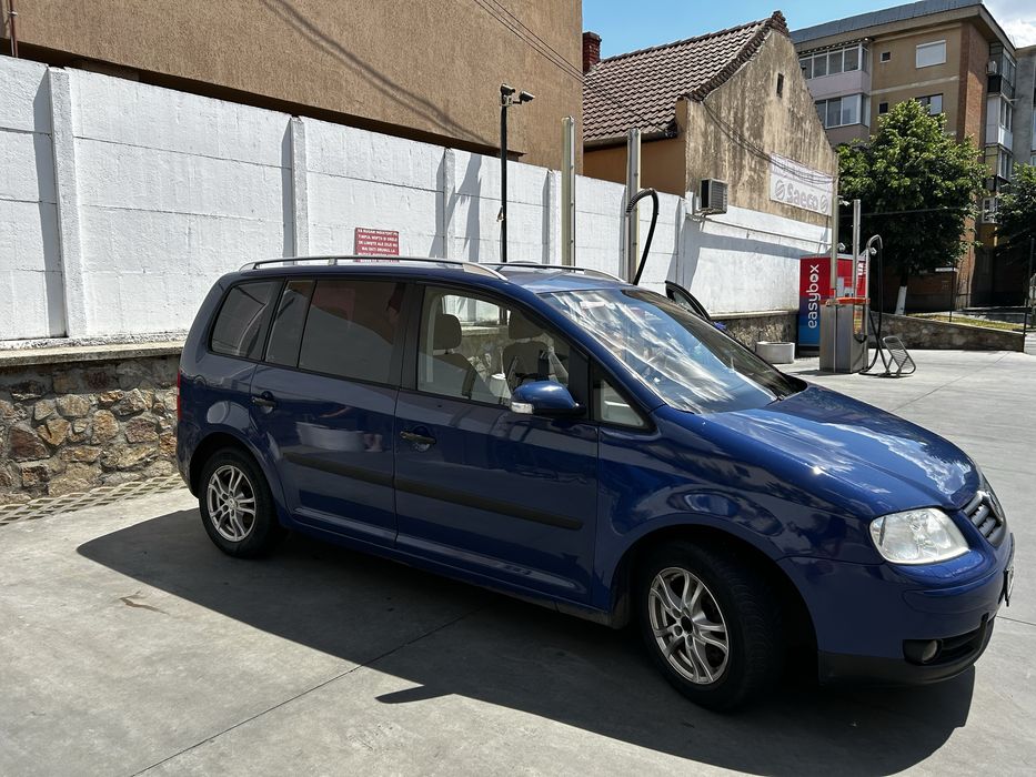 VOLKSWAGEN Touran 2004 — imagine 4