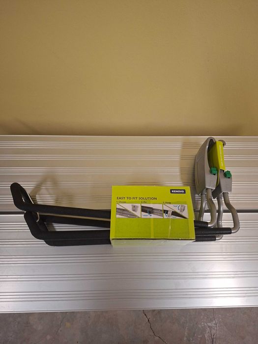 Велосипедна стойка за стена