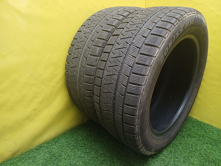 Шины 205/55 R16 Pirelli пара.
