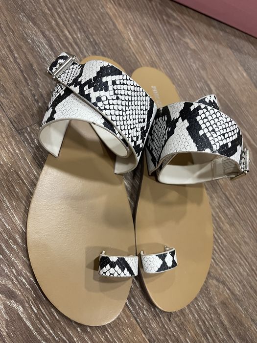 Женская обувь