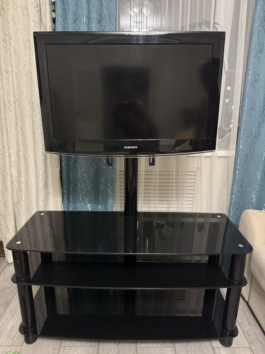 Продам подставку с телевизором