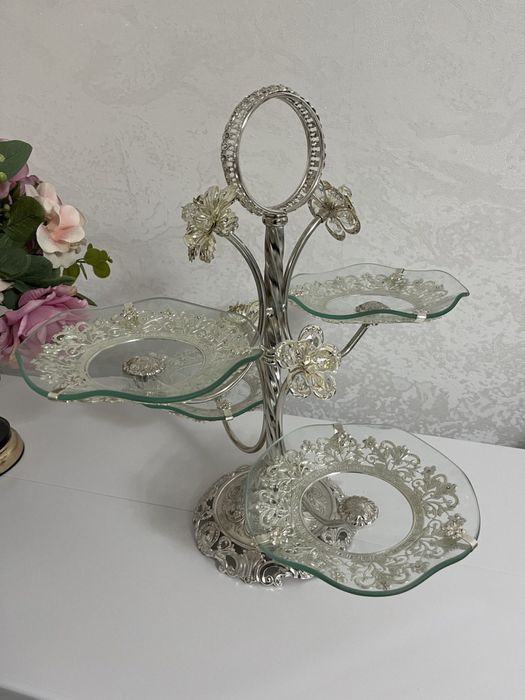 Срочно продам посуду орешницу