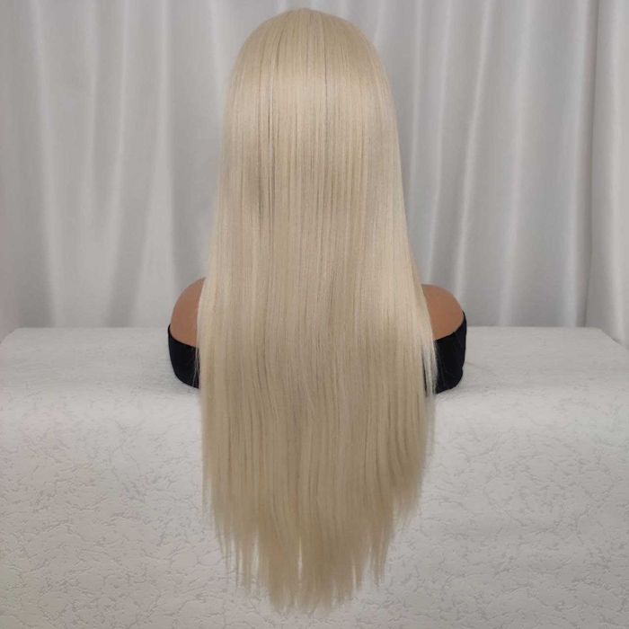 Парик блонд без челки в проборе сеточка