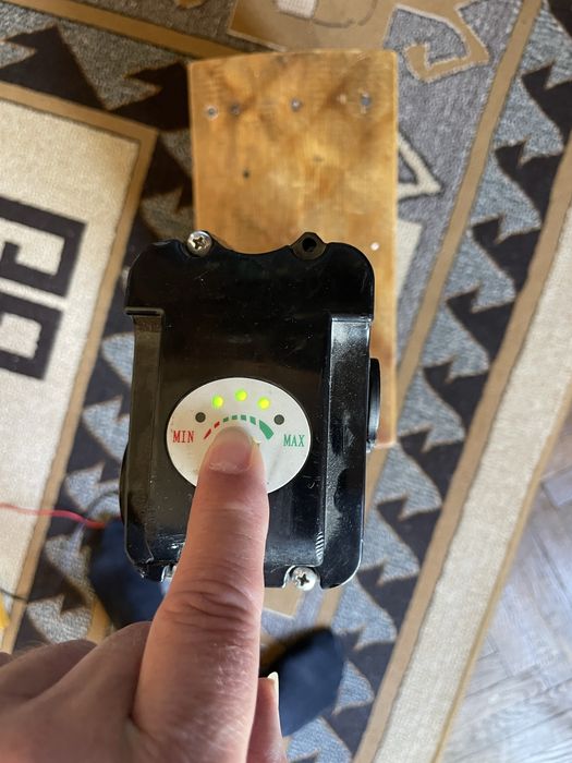 Vînd baterie bicicletă 36v si 13ap.