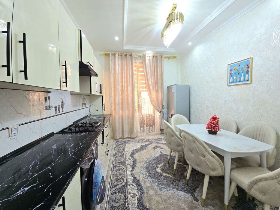 Hamid Olimjon metrosi yonida kvartiram bor ijaraga uzoq muddatga beram