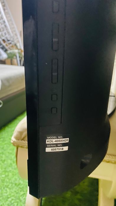 Продам телевизор SONY