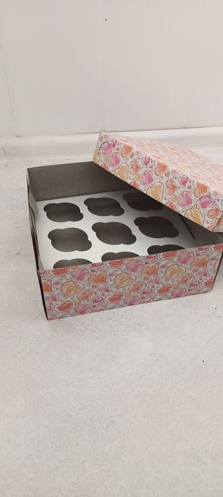 Продаю коробки для капкейков