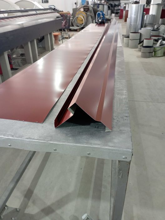 Обшивки от ламарина за покриви  и термопанели