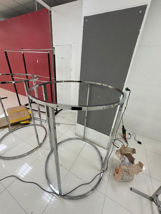 Стойка круглая напольная для одежды