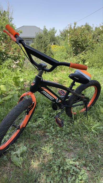 Велик детский. 9-11 лет примерно