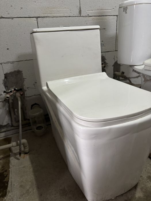 Продам унитаз ..