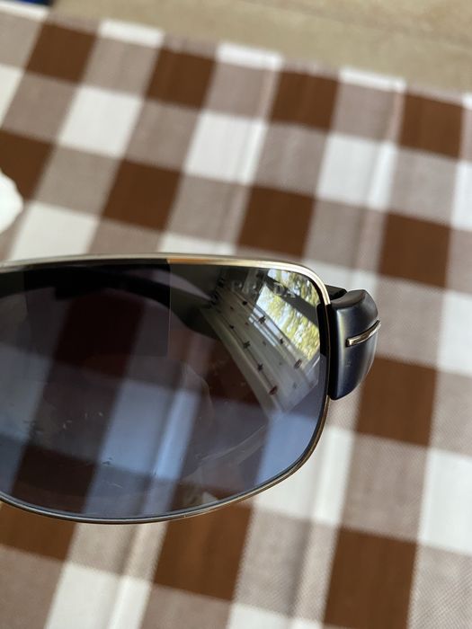 Vînd ochelari de soare ,PRADA ,