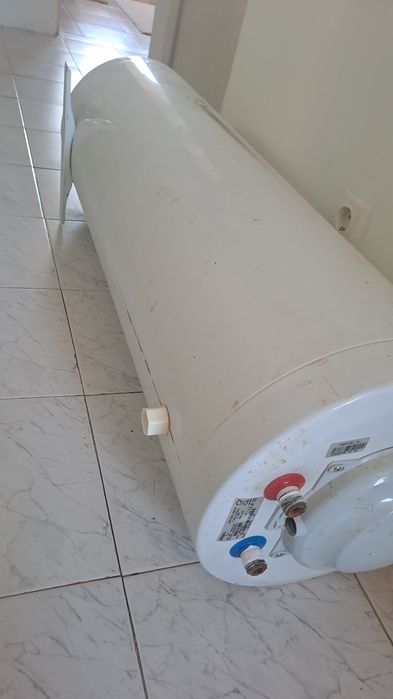 Бойлер TESY 80 л / 2000 W – работещ