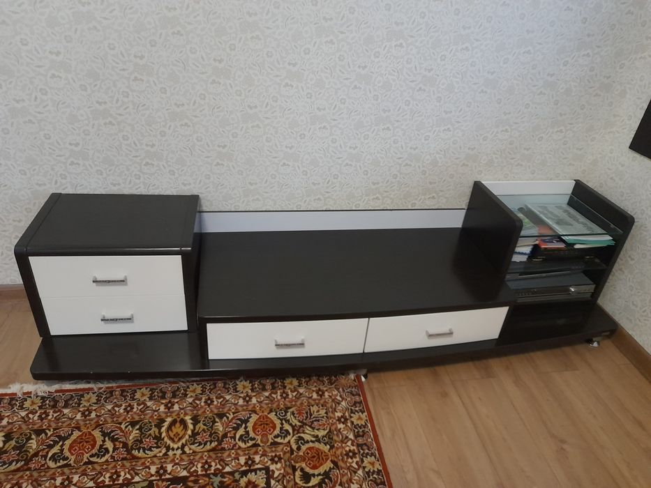 Тумба под телевизор