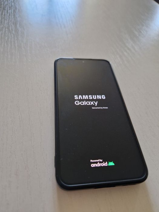 Samsung s22 black