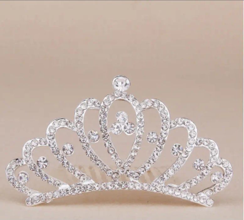 Корона ,диадема за парти