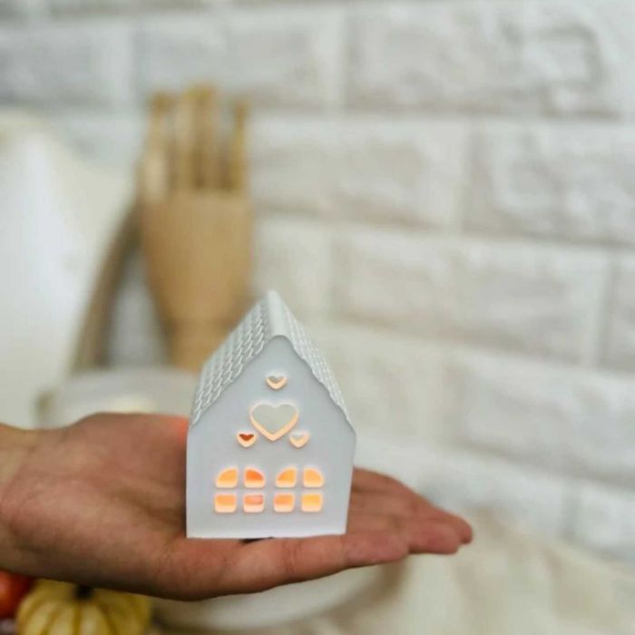 Новогодние игрушки и подсвечкики