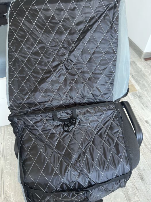 Scaun de masina pentru catei