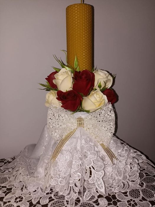 Lumânări impodobite