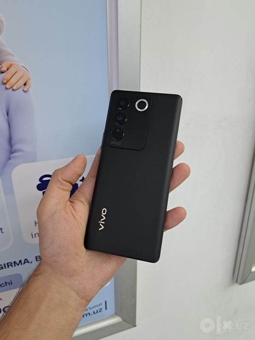 Vivo V27 память 12+8/256gb хама жои ишлаши зор