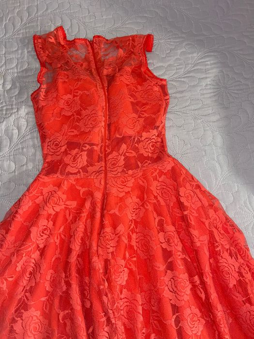 Rochie eleganta de dantelă