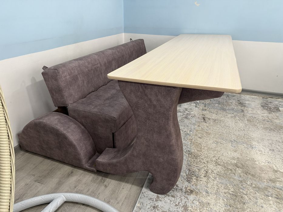 Диван стол трансформер