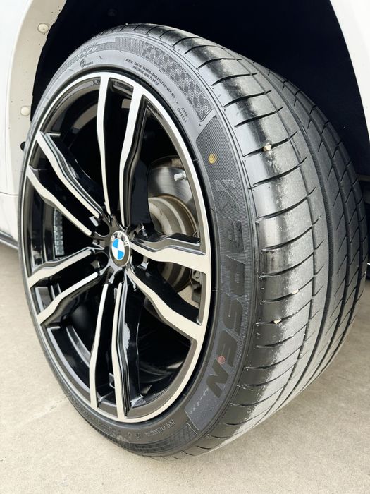 BMW x 5  автошины