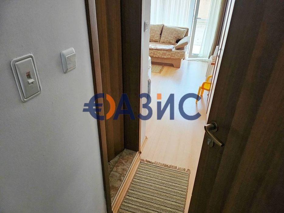 Продава се Едностаен апартамент в к.к. Слънчев бряг - 28 кв.м за 674 €/кв.м - Снимка #1