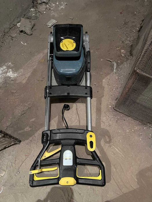 Inchiriez Monodisc Karcher - decapat, lustruit pardoseli dupa santier
